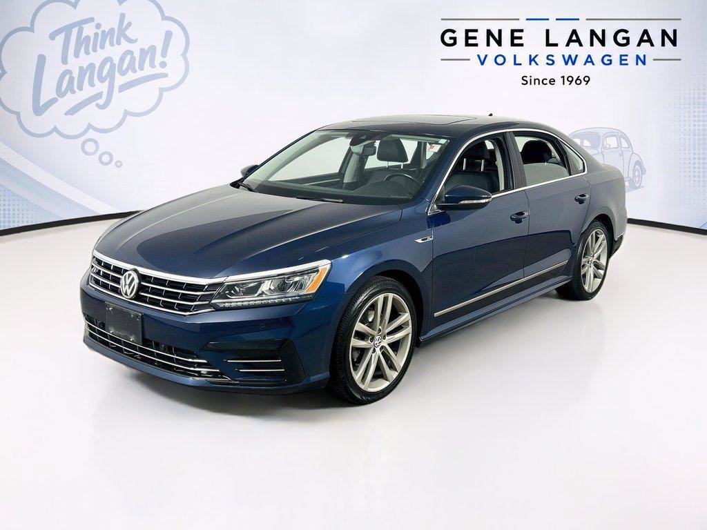 Used 2019 Volkswagen Passat 2.0T SE R-Line FWD image 1