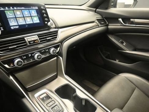 Used 2022 Honda Accord Sport image 27