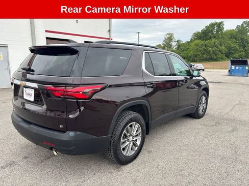Used 2023 Chevrolet Traverse LT w/ Rear Camera Mirror Package AWD/4WD image 7