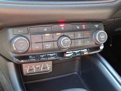 Certified 2021 Dodge Durango GT image 18