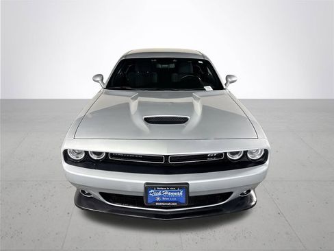 Used 2022 Dodge Challenger GT image 3