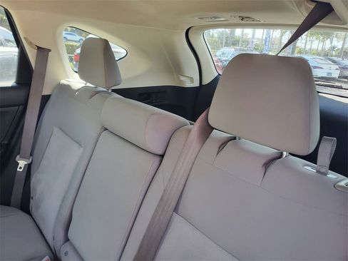 Used 2015 Honda CR-V LX image 12