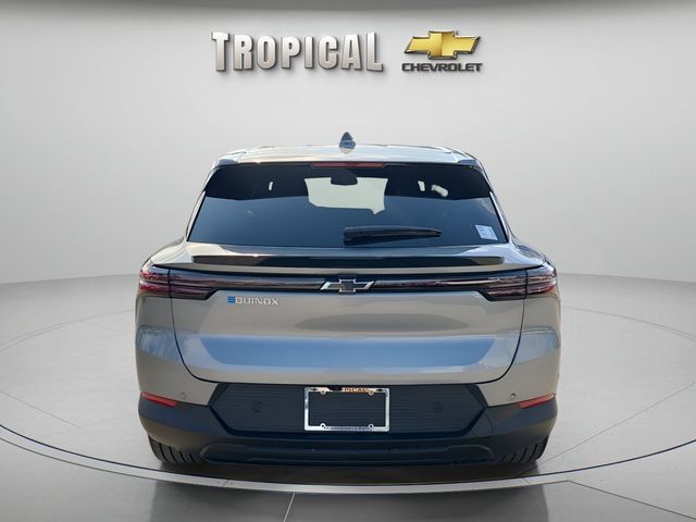 New 2026 Chevrolet Equinox EV LT w/ LPO, Blackout Package FWD image 4