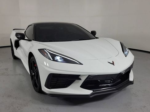 Used 2023 Chevrolet Corvette Stingray Preferred Conv w/ Z51 Performance Package RWD image 1