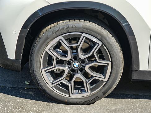 New 2026 BMW X1 xDrive28i w/ Convenience Package image 10