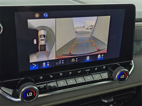 Used 2024 Chevrolet Colorado ZR2 w/ ZR2 Bison Edition image 24