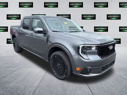 New 2025 Ford Maverick Lobo