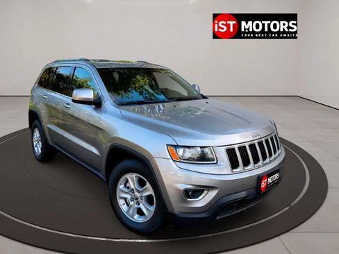 Used 2015 Jeep Grand Cherokee Laredo w/ Quick Order Package 23E AWD/4WD image 2