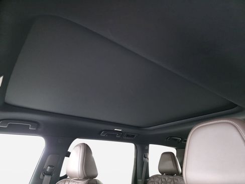 Used 2025 Nissan Armada Platinum Reserve AWD/4WD image 29
