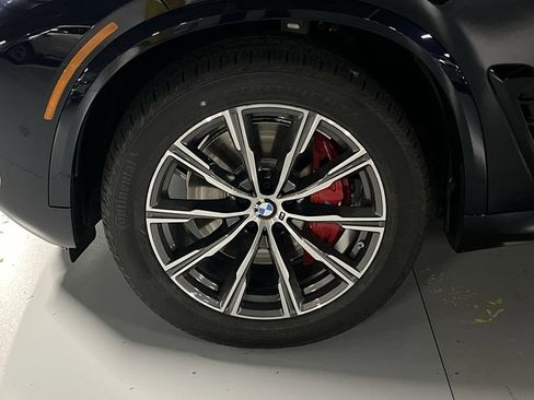 New 2026 BMW X5 xDrive40i w/ M Sport Package image 10