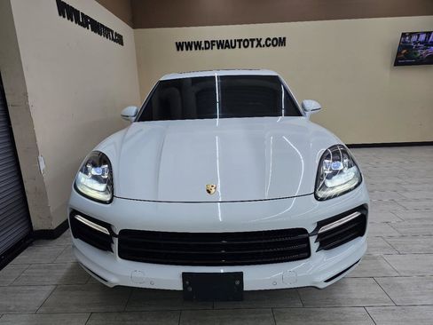 Used 2020 Porsche Cayenne E-Hybrid image 4