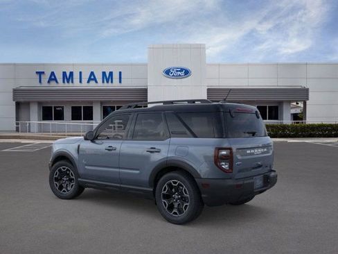 New 2025 Ford Bronco Sport Outer Banks image 4