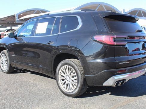 Used 2024 GMC Acadia Denali image 11