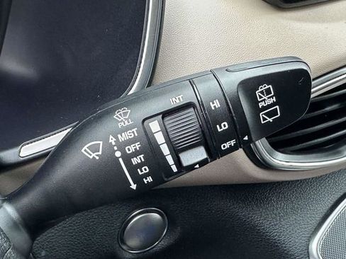 Used 2022 Hyundai Santa Fe SEL image 30