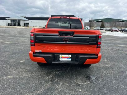 New 2025 Nissan Frontier PRO-4X w/ Pro Convenience Package