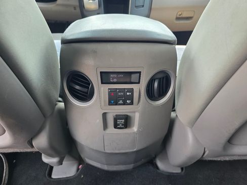 Used 2009 Honda Pilot EX image 29