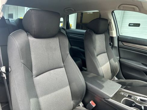 Used 2021 Honda Accord LX image 13