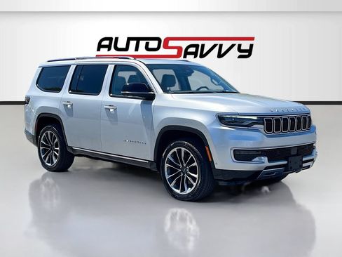 Used 2024 Jeep Wagoneer Series III w/ Premium Group I AWD/4WD image 1