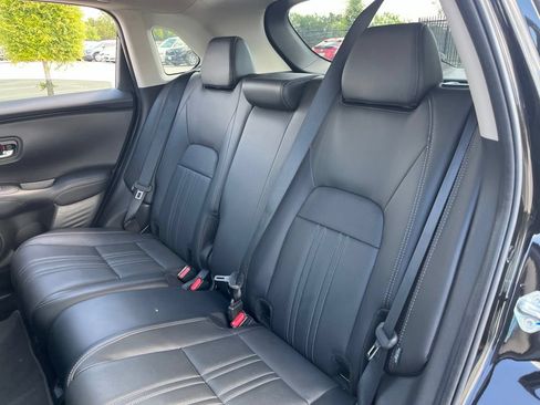 Certified 2025 Honda HR-V EX-L image 27