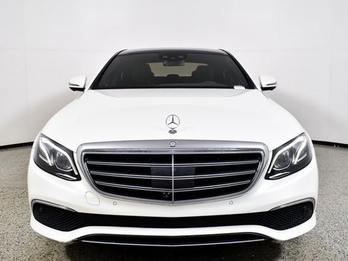 Used 2017 Mercedes-Benz E 300 E 300 image 10