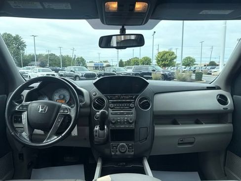Used 2014 Honda Pilot Touring image 11