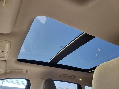 Used 2015 Ford Escape SE image 17