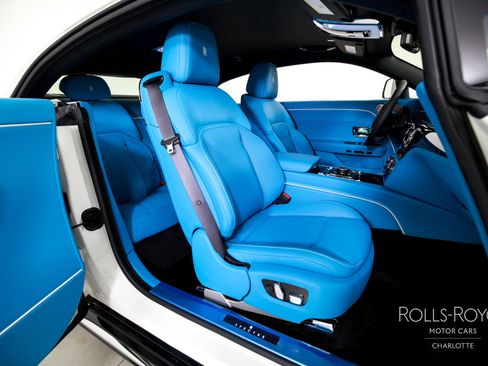 New 2025 Rolls-Royce Spectre w/ Spectre Enhancement Package AWD/4WD image 24