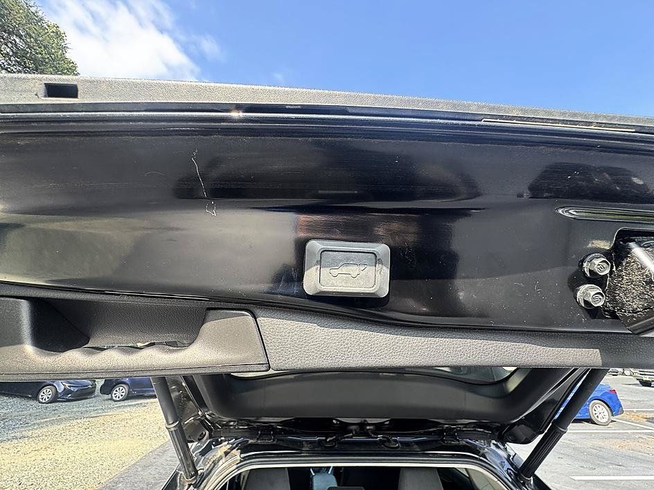 Used 2023 Toyota Camry XSE FWD image 18