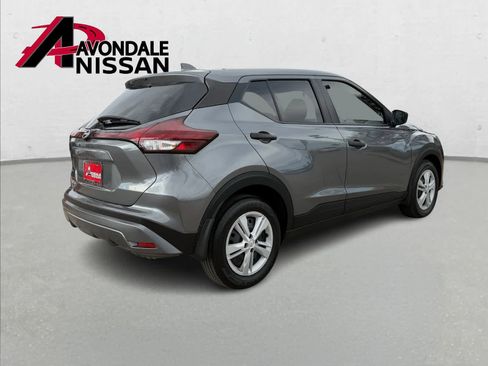 Certified 2025 Nissan Kicks Play S image 6
