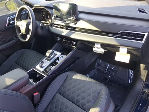 New 2025 Mitsubishi Outlander SEL image 15
