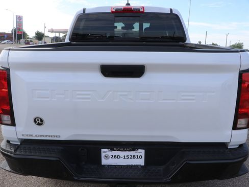 Used 2025 Chevrolet Colorado W/T w/ Advanced Trailering Package RWD image 6