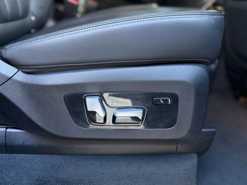 Used 2019 BMW X7 xDrive40i w/ Premium Package image 16