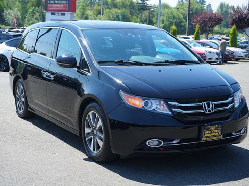 Used 2015 Honda Odyssey Touring Elite image 7