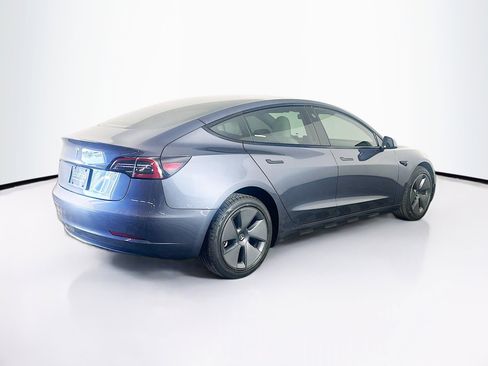 Used 2023 Tesla Model 3 Standard Range RWD image 9