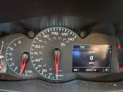 Used 2021 Chevrolet Trax LT w/ Midnight Edition AWD/4WD image 12