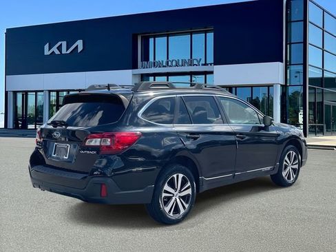 Used 2019 Subaru Outback 2.5i Limited image 12