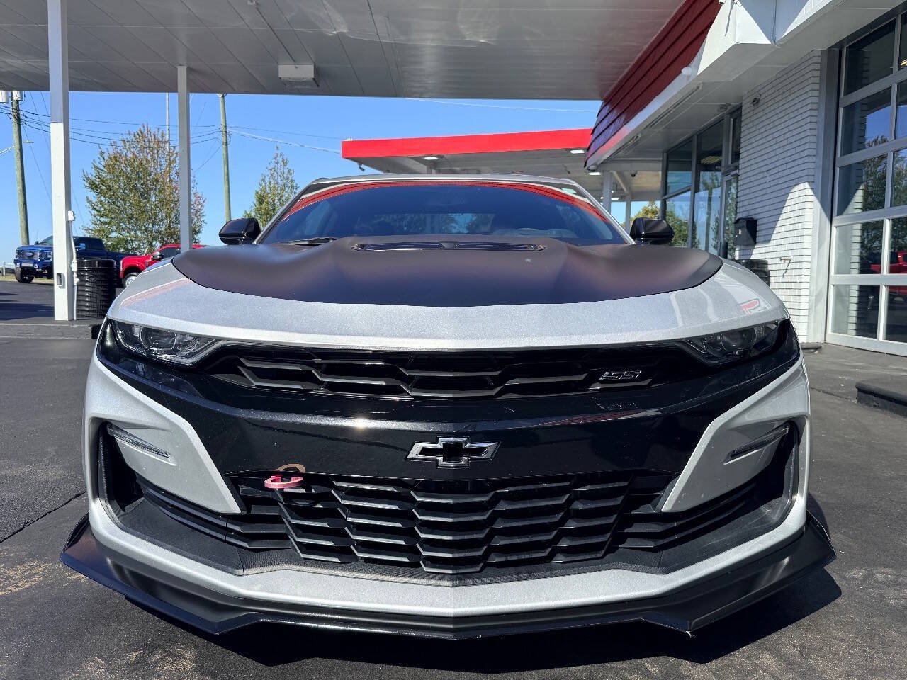 Used 2019 Chevrolet Camaro SS RWD image 7