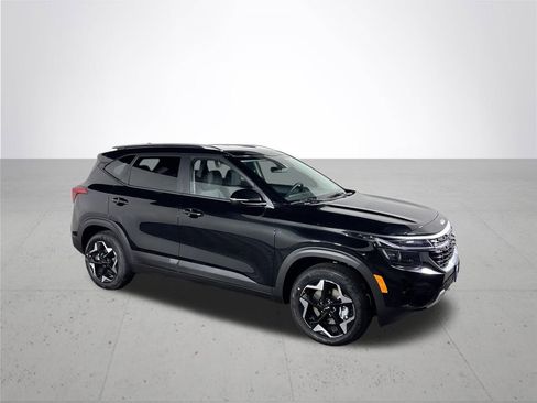 New 2026 Kia Seltos S image 4