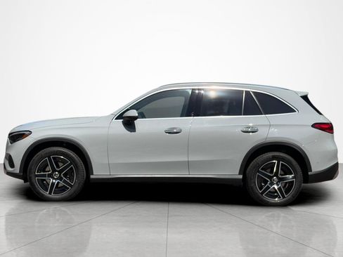 New 2026 Mercedes-Benz GLC 300 image 2