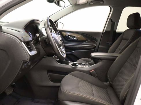 Used 2020 GMC Terrain SLE w/ Driver Convenience Package image 15