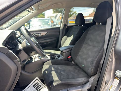 Used 2016 Nissan Rogue S w/ S Family Package AWD/4WD image 14