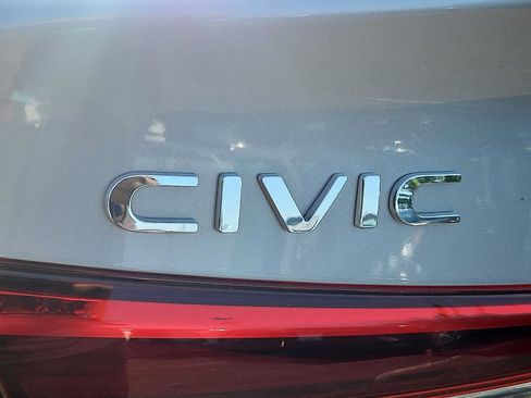Certified 2023 Honda Civic Touring image 30