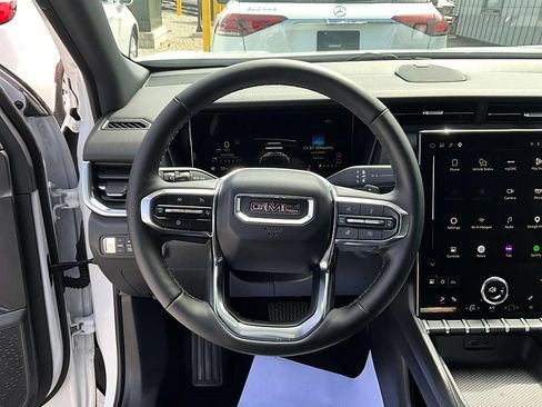 Used 2025 GMC Terrain Elevation AWD/4WD image 33