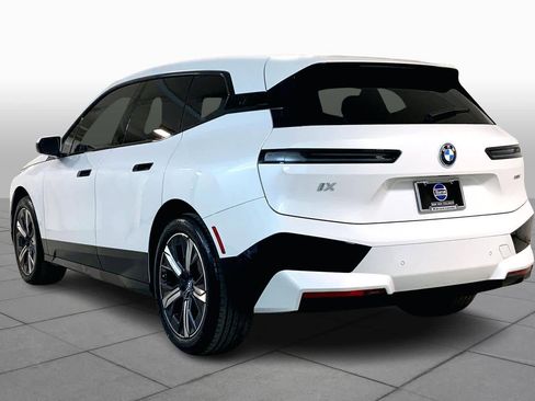 Used 2024 BMW iX xDrive50 w/ Sport Package image 11