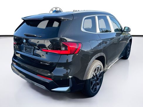 New 2026 BMW X1 xDrive28i w/ Convenience Package AWD/4WD image 4