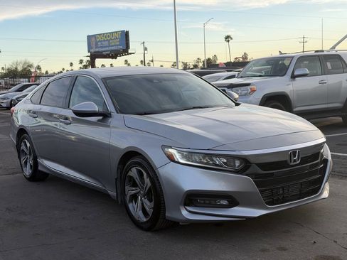 Used 2019 Honda Accord EX image 11