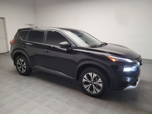Used 2023 Nissan Rogue SV FWD image 11