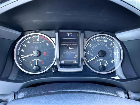 Certified 2023 Toyota Tacoma SR5 image 25