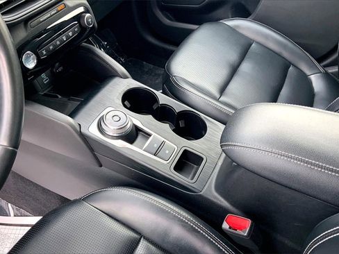 Used 2023 Ford Escape Platinum image 18