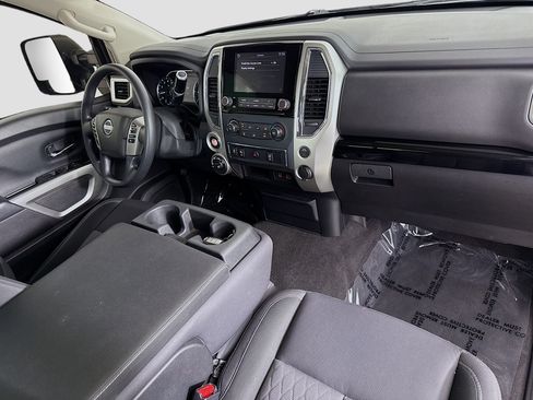 Used 2021 Nissan Titan SV w/ Accessory Utility Package image 27